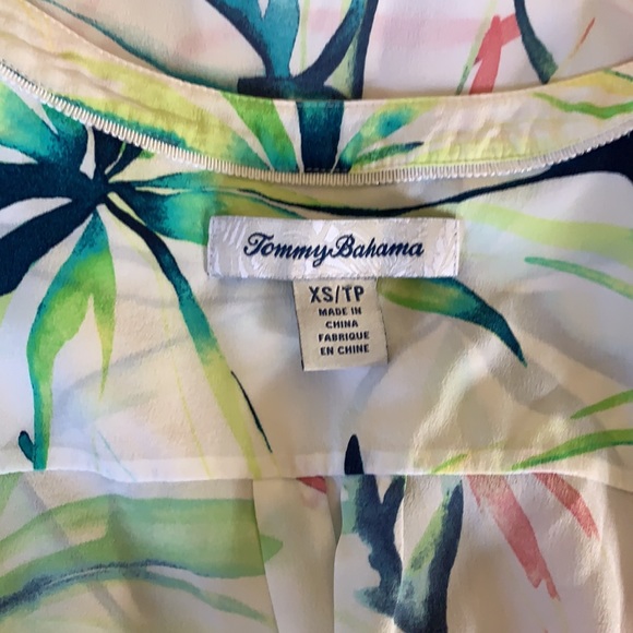 Tommy Bahama silk top, sz XS - Picture 5 of 6